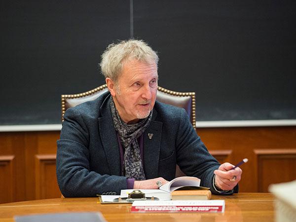 Professor Robert Garland teaches a class on the classics.