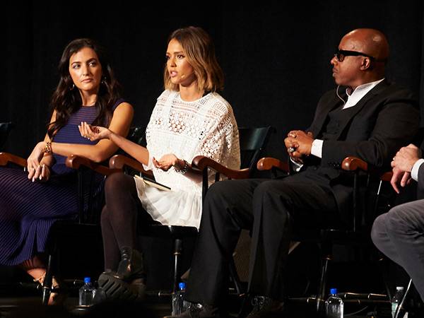 Jessica Alba and MC Hammer on stage