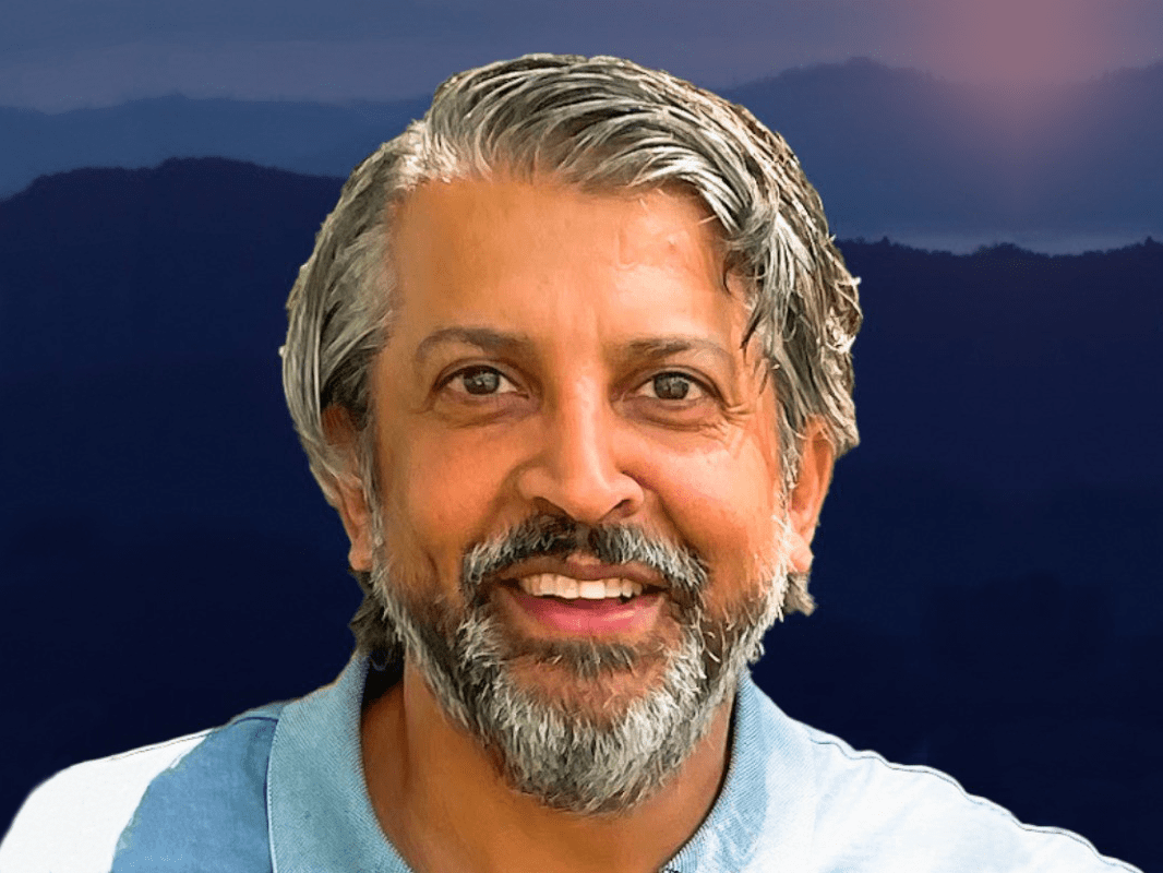 Headshot of Omer Jilani