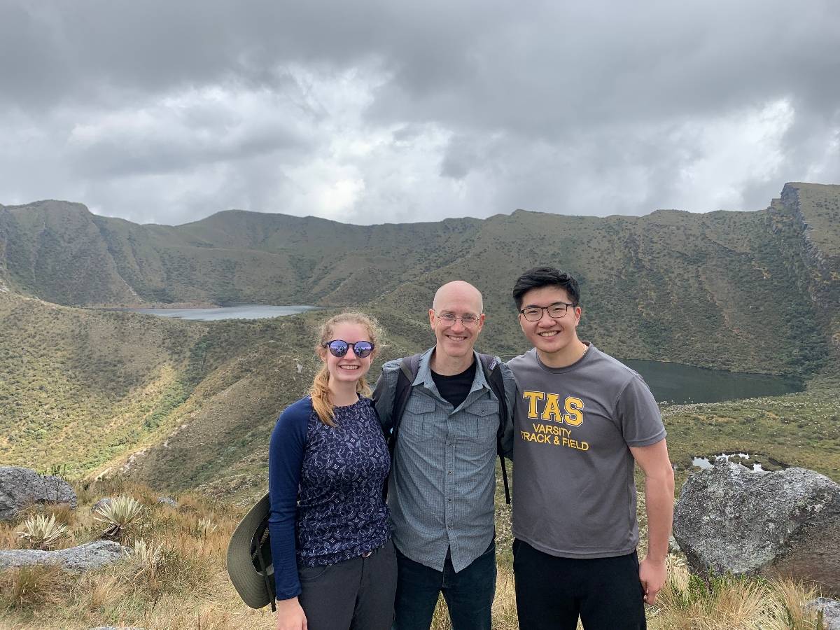Class of ’24 Environmental Geography students, Emily Balog and Tingkuan Hsieh, accompany Peter Klepeis to the páramo of Colombia (Parque Nacional Natural Chingaza), where they hiked at 12,000 feet (January 11, 2022)