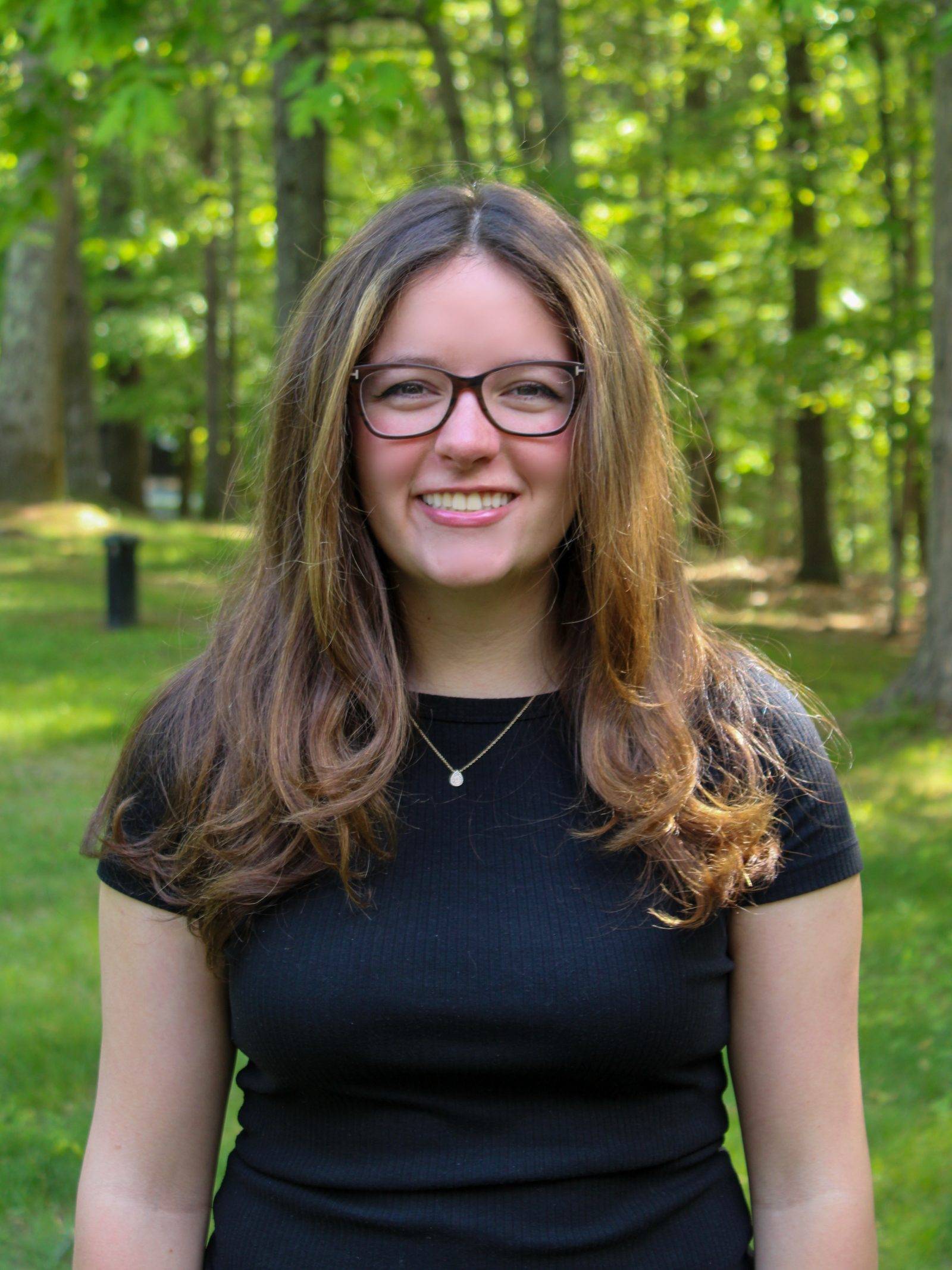 Emma Hanlon ’27 headshot