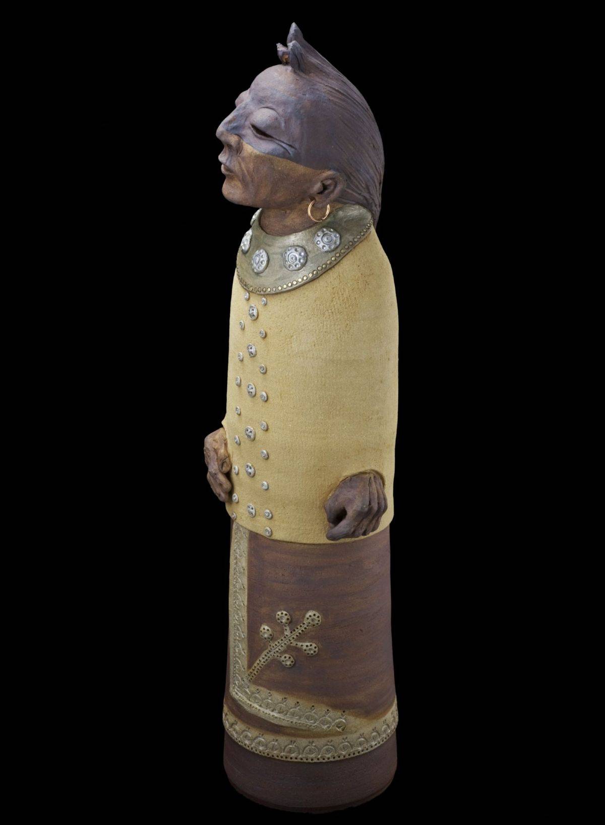 Peter B. Jones, Onoñda’gega’ (Onondaga Nation) Beaver Clan, Ode to Caroline Parker, 2013, Clay stoneware, NA2013.10.HOW, Museum Purchase, funded by Mortimer C. Howe.